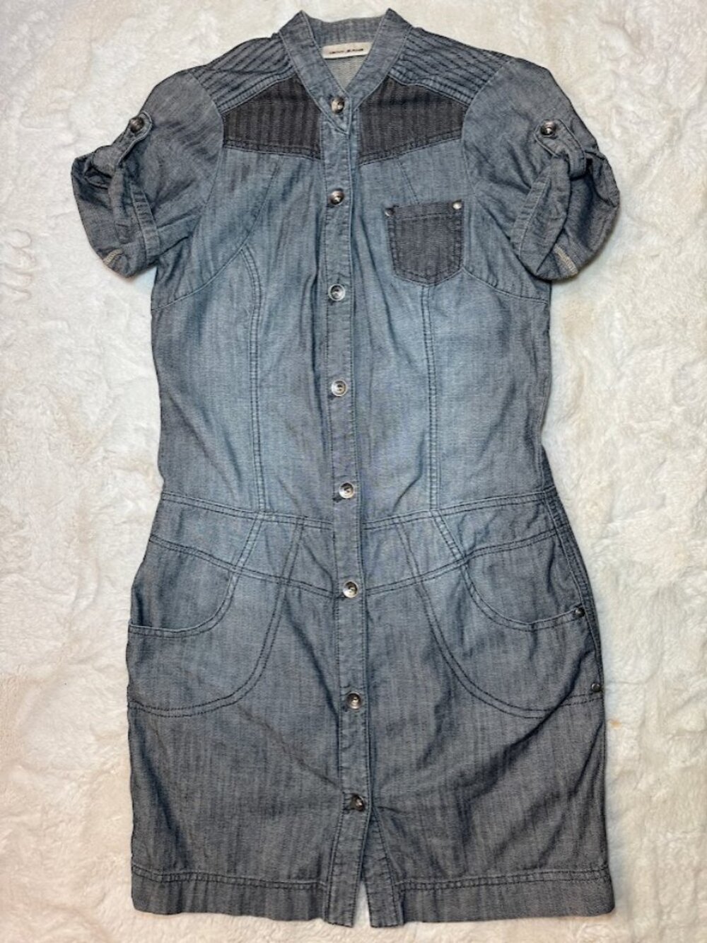 DKNY Jeans Denim Button-Up Short-Sleeve Utility Mini Shirt Dress in Gray Wash